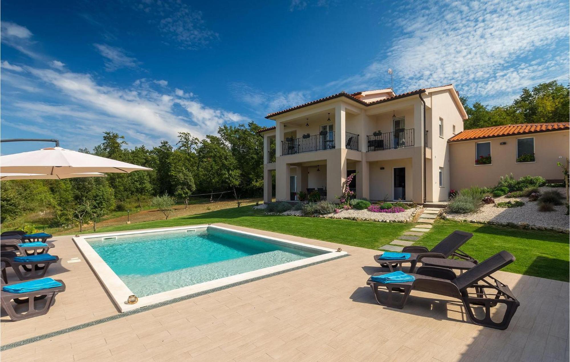 Noela Holiday home