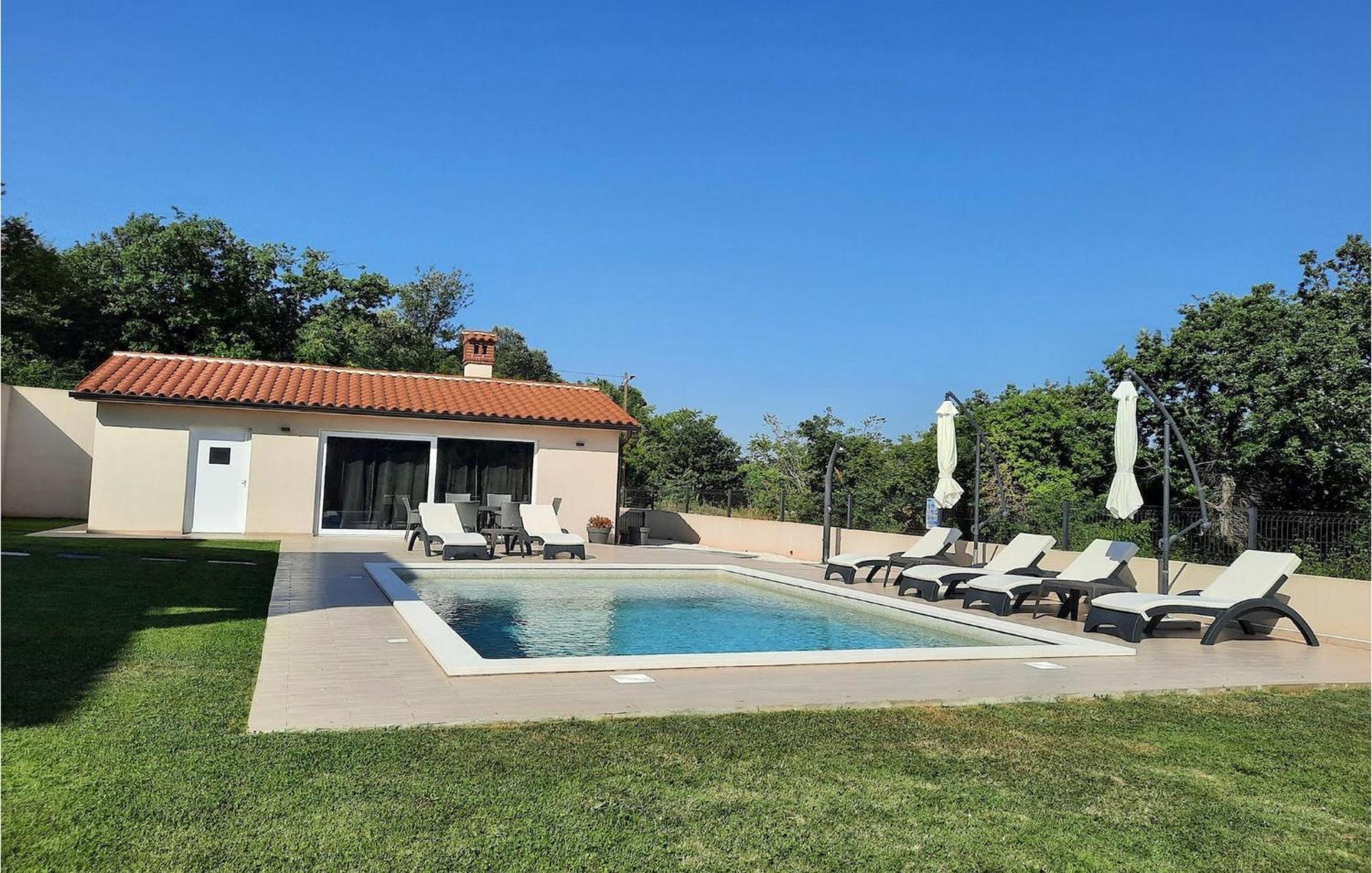 Noela Holiday home