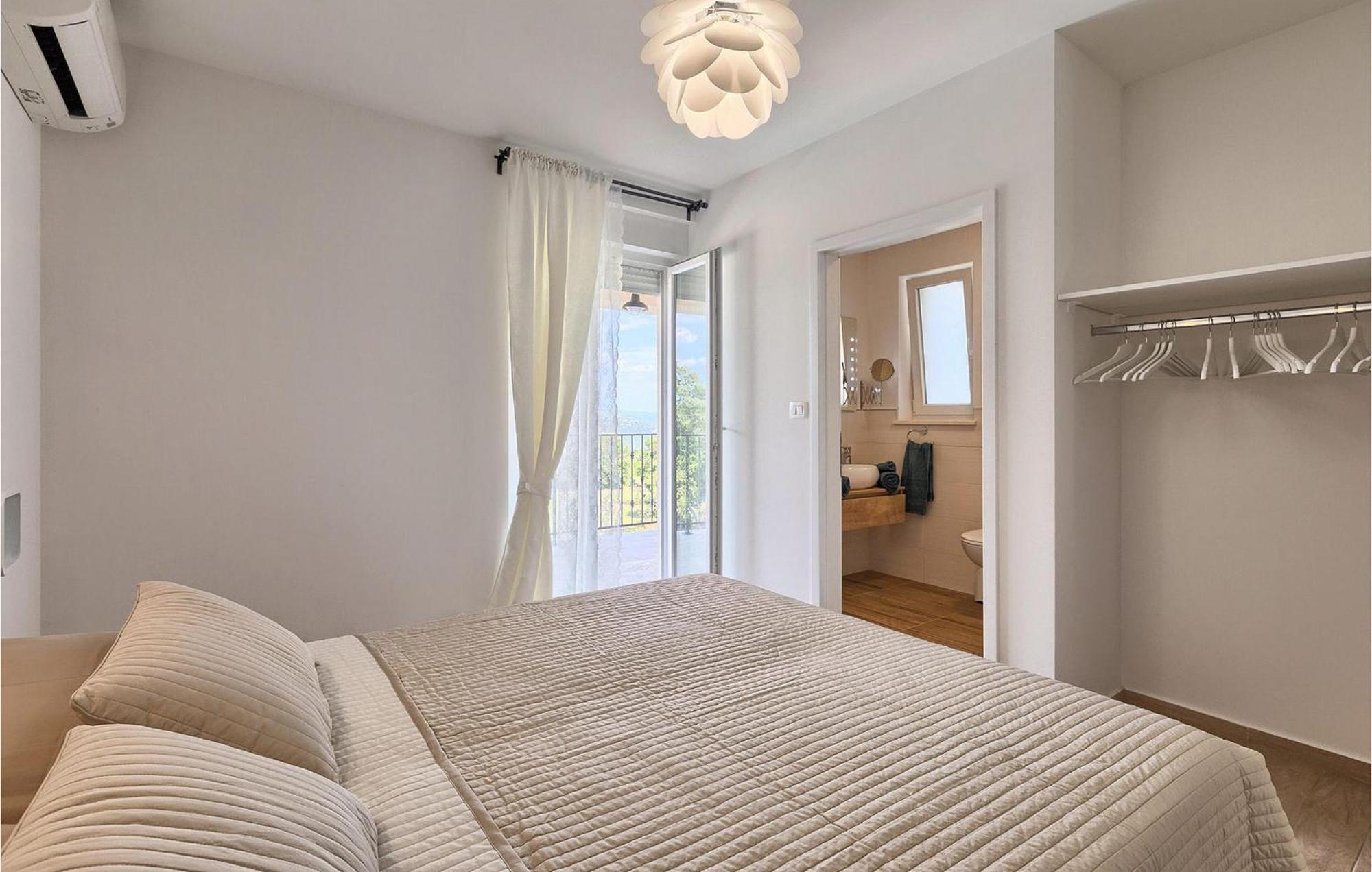 Noela Holiday home