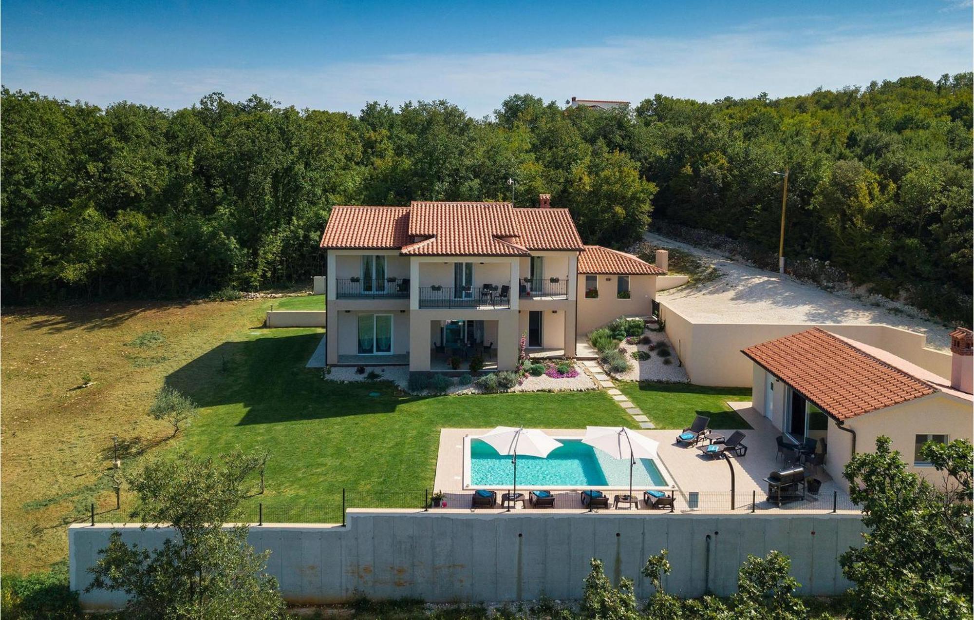 Holiday home Noela Pula